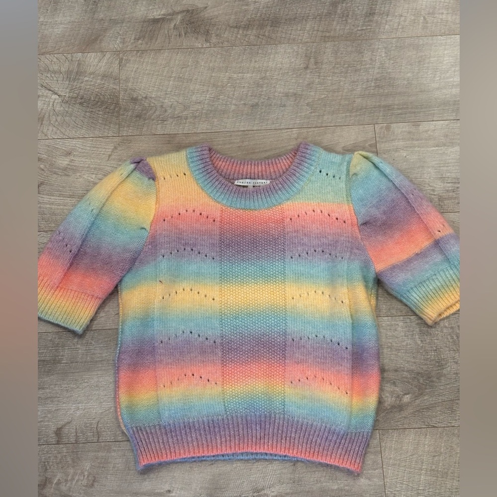 PUFF SLEEVE PASTEL-COLORED PATTERN SWEATER TOP
